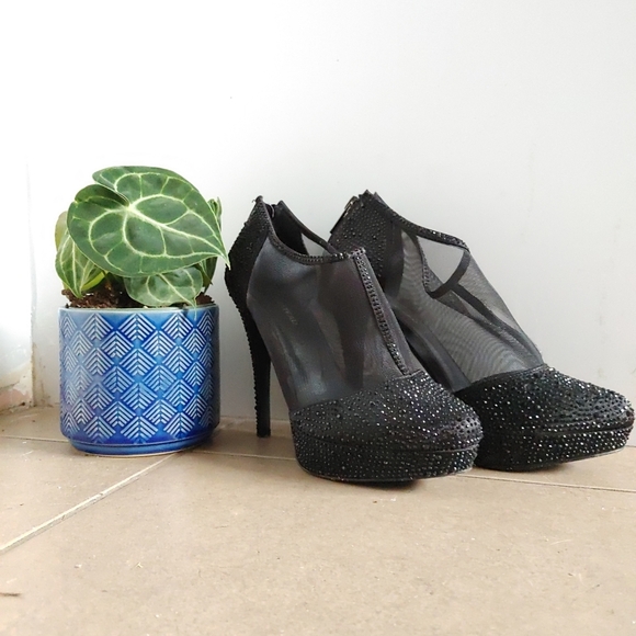 Le chateau | Black sparkly rhinestone & mesh women's high heels - Picture 1 of 9